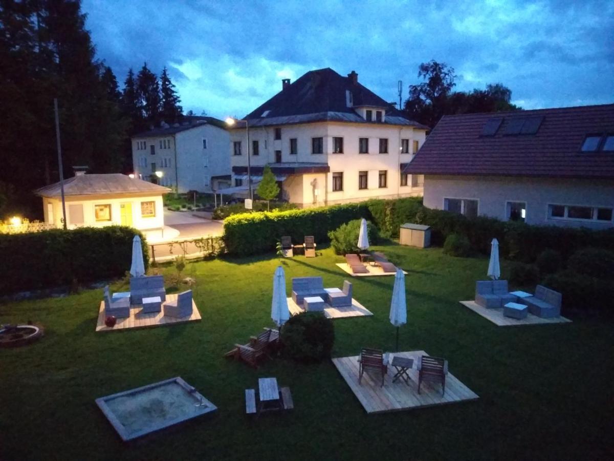 Gaestehaus Residenz Lapeiner Portschach am Woerthersee Exterior foto